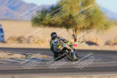 media/Dec-07-2024-CVMA (Sat) [[21c5f1ef85]]/Race 13-Amateur Supersport Middleweight/